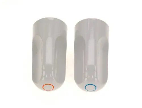 Zwei graue Drehgriffe von Bosch, einer mit rotem und einer mit blauem Punkt. Die Griffe haben eine ergonomische Form.